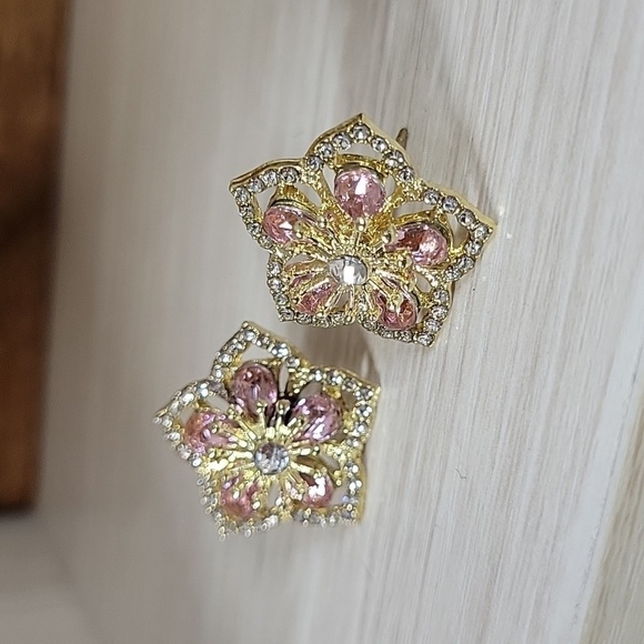 Crystal Flower Brilliant Shimmer Earrings, S925 posts - Picture 5 of 6